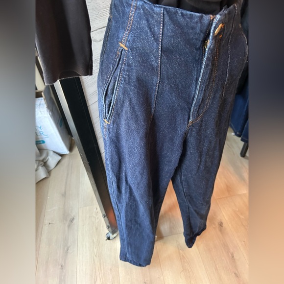 Zara jeans 28 - Picture 4 of 5